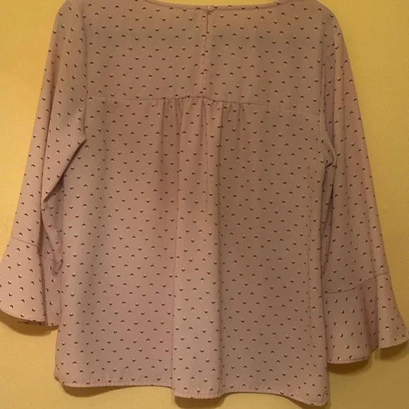 Old Navy Pink Boxy Blouse - Picture 4 of 6